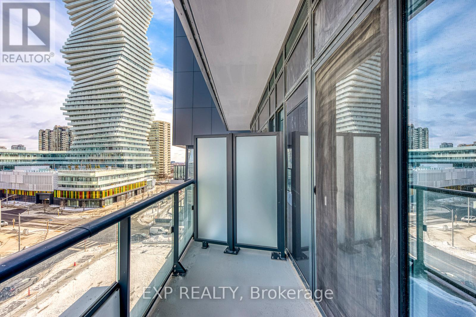 509 - 448 Burnhamthorpe Road W, Mississauga, Ontario  L5B 0R4 - Photo 17 - W12788504