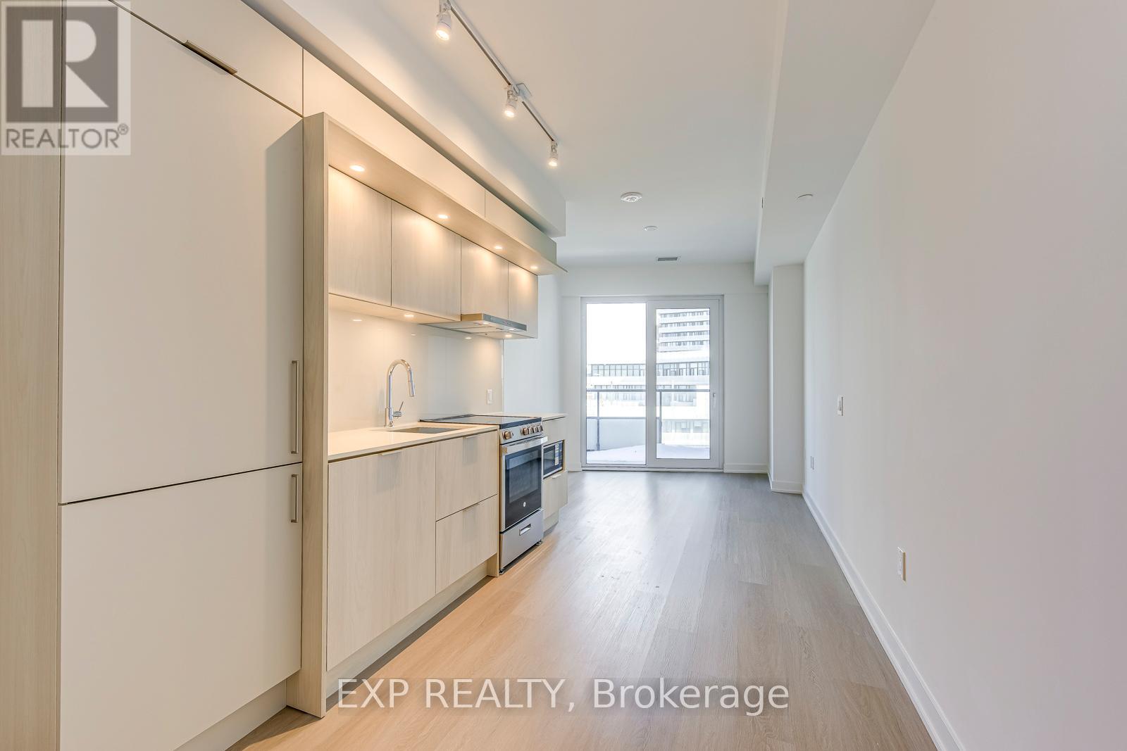 509 - 448 Burnhamthorpe Road W, Mississauga, Ontario  L5B 0R4 - Photo 8 - W12788504