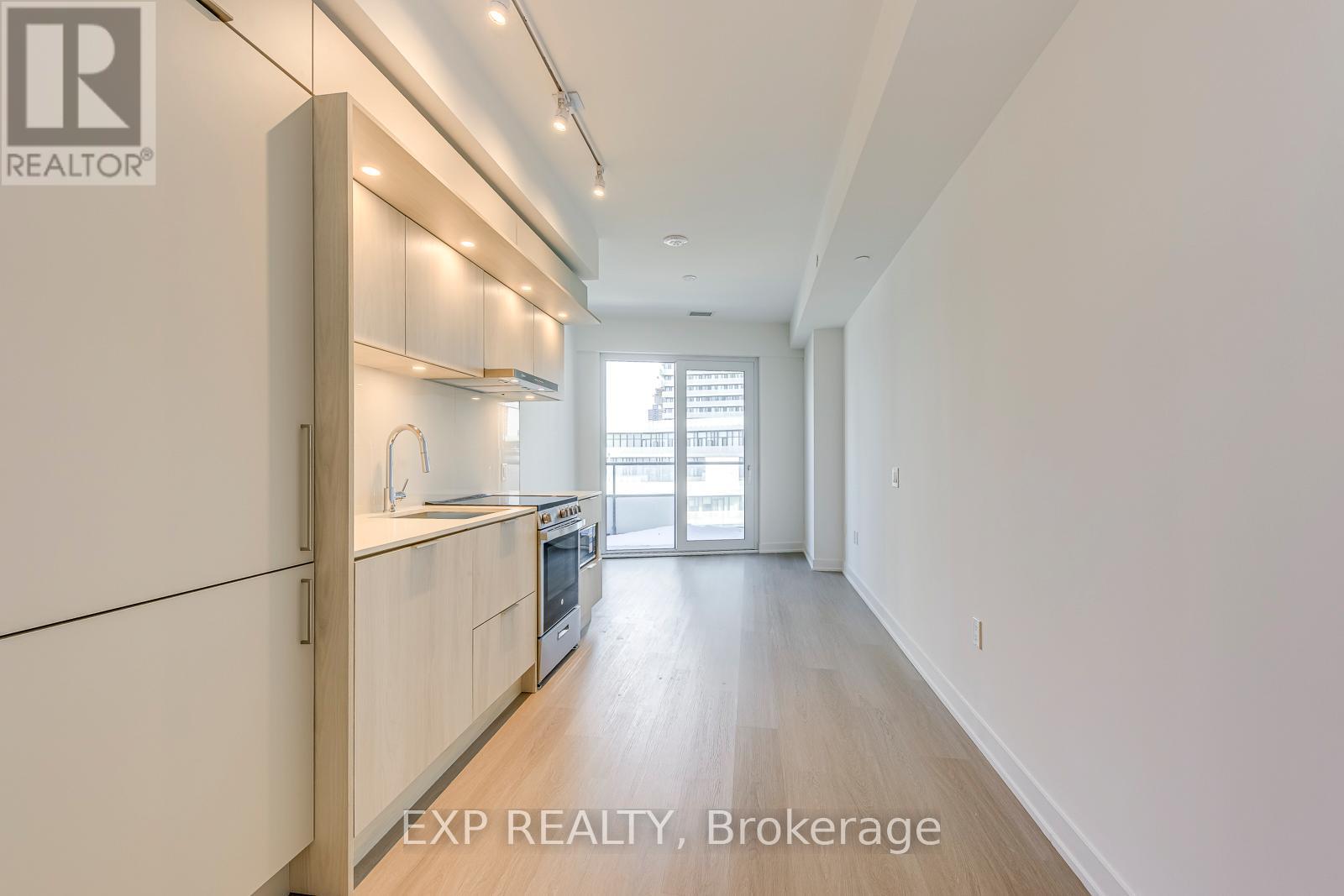 509 - 448 Burnhamthorpe Road W, Mississauga, Ontario  L5B 0R4 - Photo 9 - W12788504