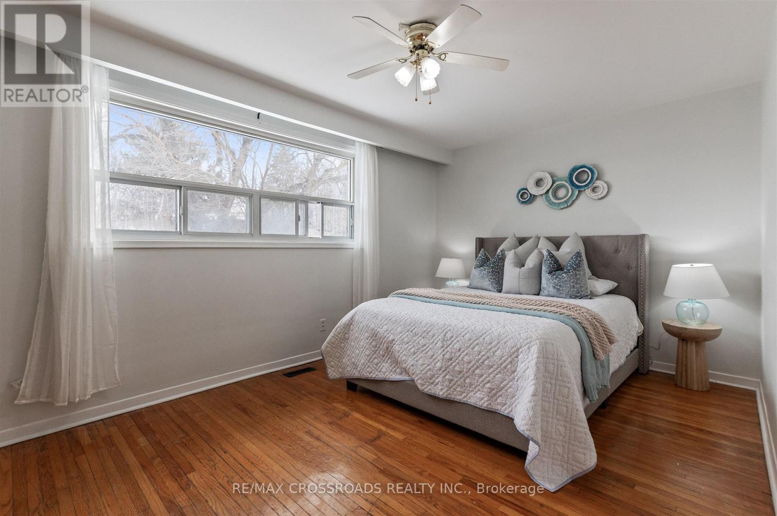 98 Willowridge Road, Toronto, Ontario  M9R 3Z4 - Photo 18 - W12788508