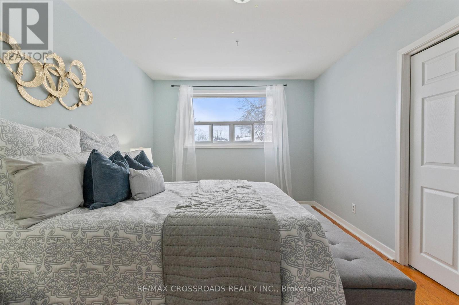 98 Willowridge Road, Toronto, Ontario  M9R 3Z4 - Photo 20 - W12788508