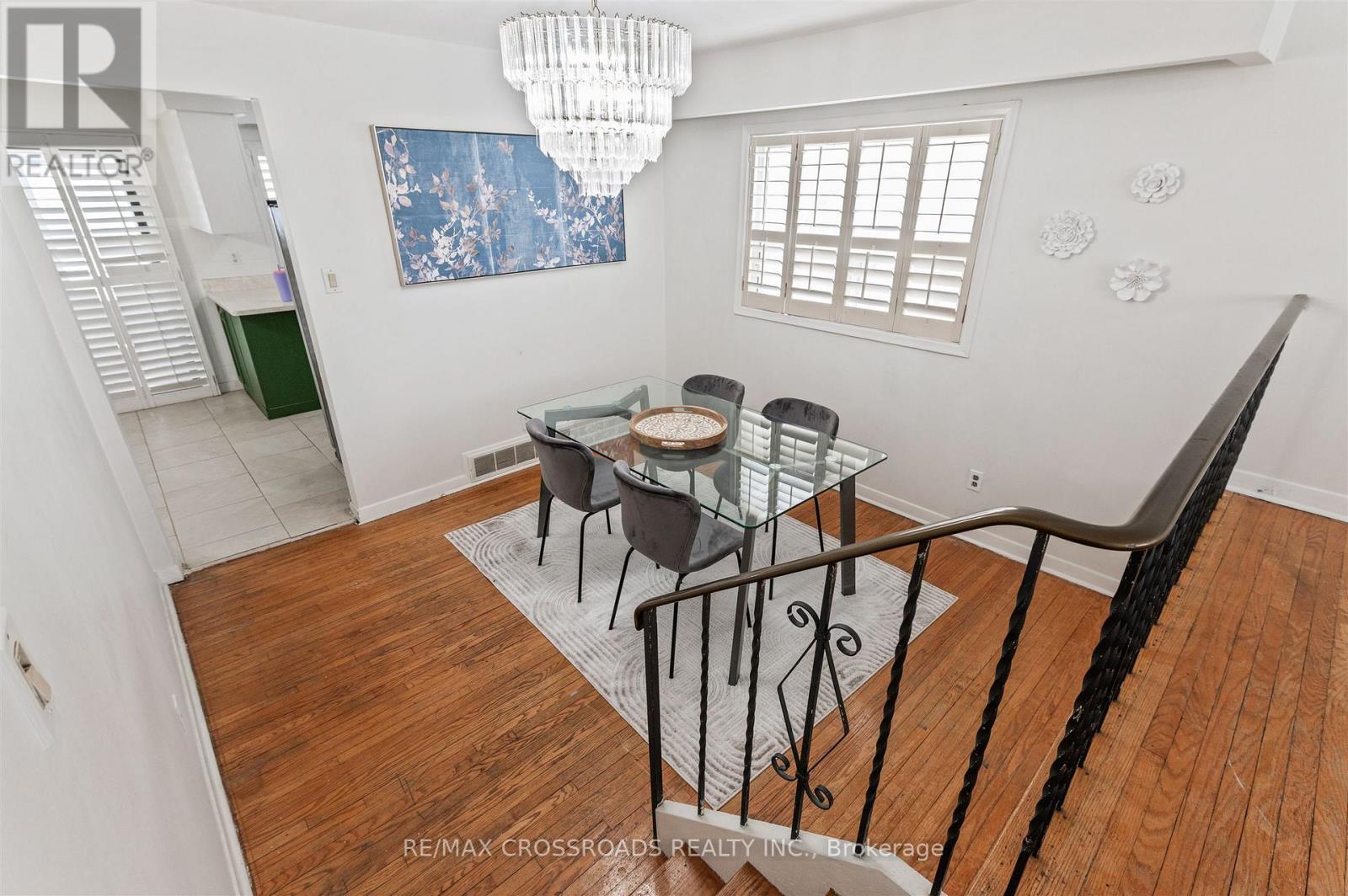 98 Willowridge Road, Toronto, Ontario  M9R 3Z4 - Photo 6 - W12788508