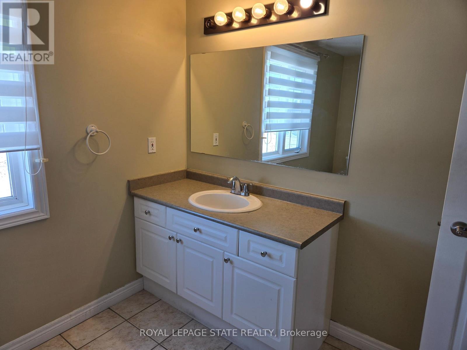 168 Whittaker Crescent, Waterloo, Ontario  N1T 1Y8 - Photo 10 - X12788452