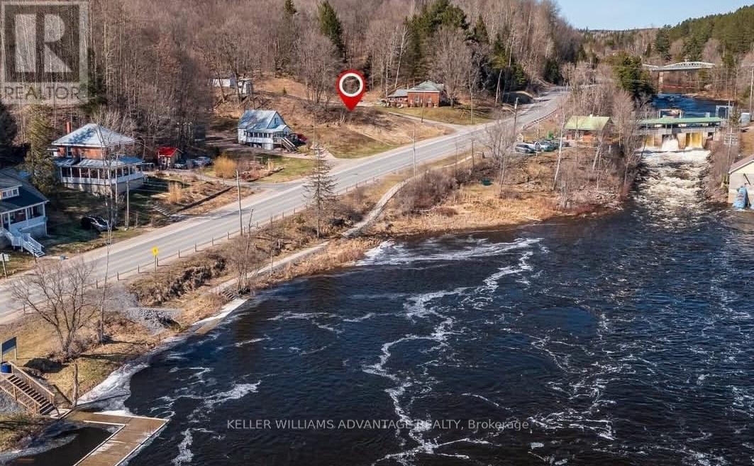 167 Ryerson Crescent, Burk's Falls, Ontario  P0A 1C0 - Photo 2 - X12788468