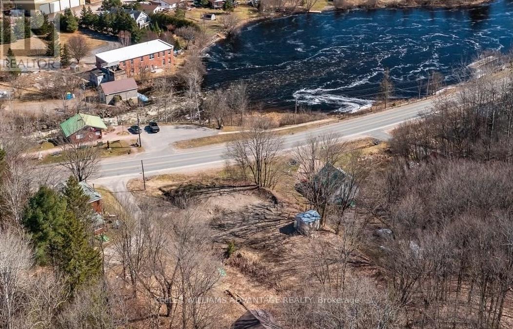 167 Ryerson Crescent, Burk's Falls, Ontario  P0A 1C0 - Photo 8 - X12788468