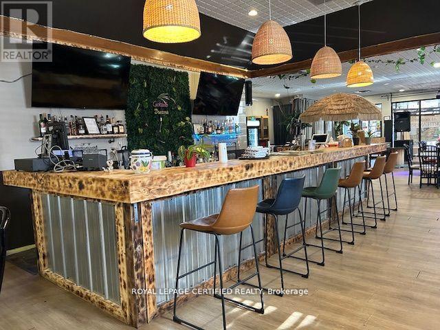 44 Macdonell Street, Guelph, Ontario  N1H 2Z3 - Photo 2 - X12788488