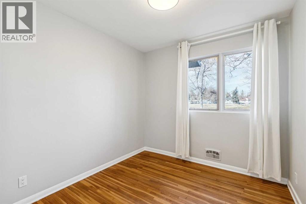 719 49 Avenue Sw, Calgary, Alberta  T2G 1G7 - Photo 17 - A2285408