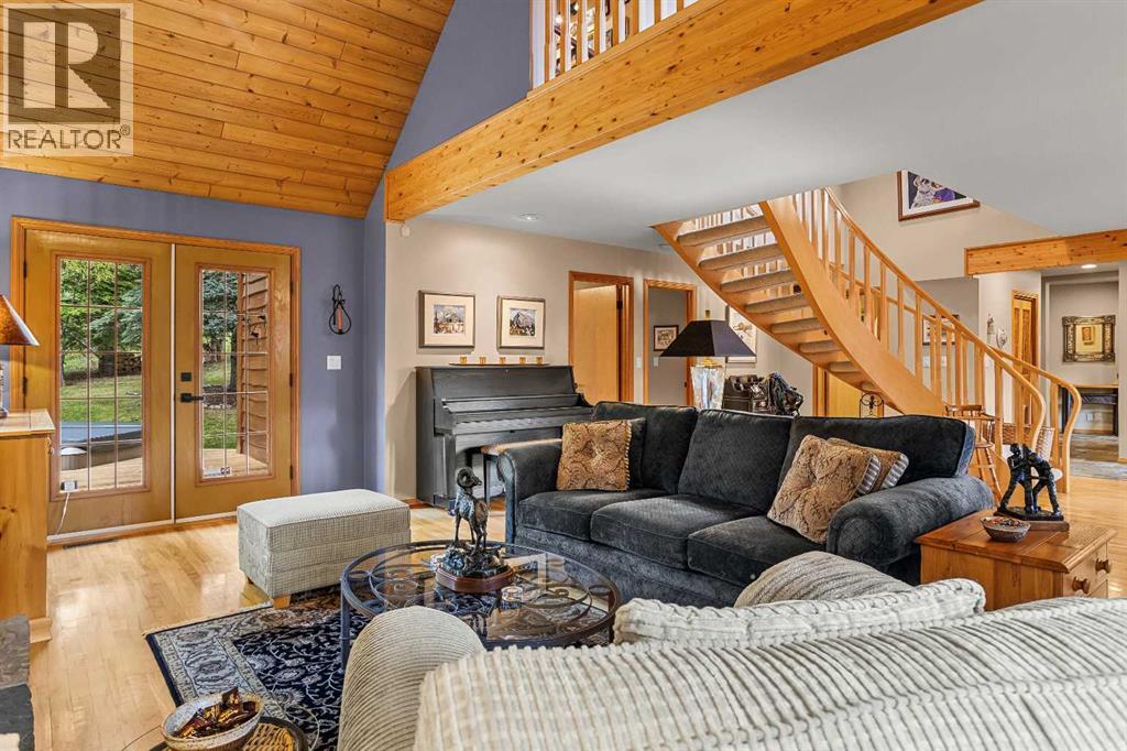 216 Bow River Drive, Harvie Heights, Alberta  T1W 2W2 - Photo 10 - A2286403