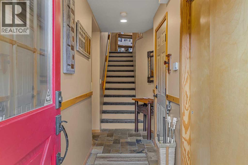 216 Bow River Drive, Harvie Heights, Alberta  T1W 2W2 - Photo 9 - A2286403