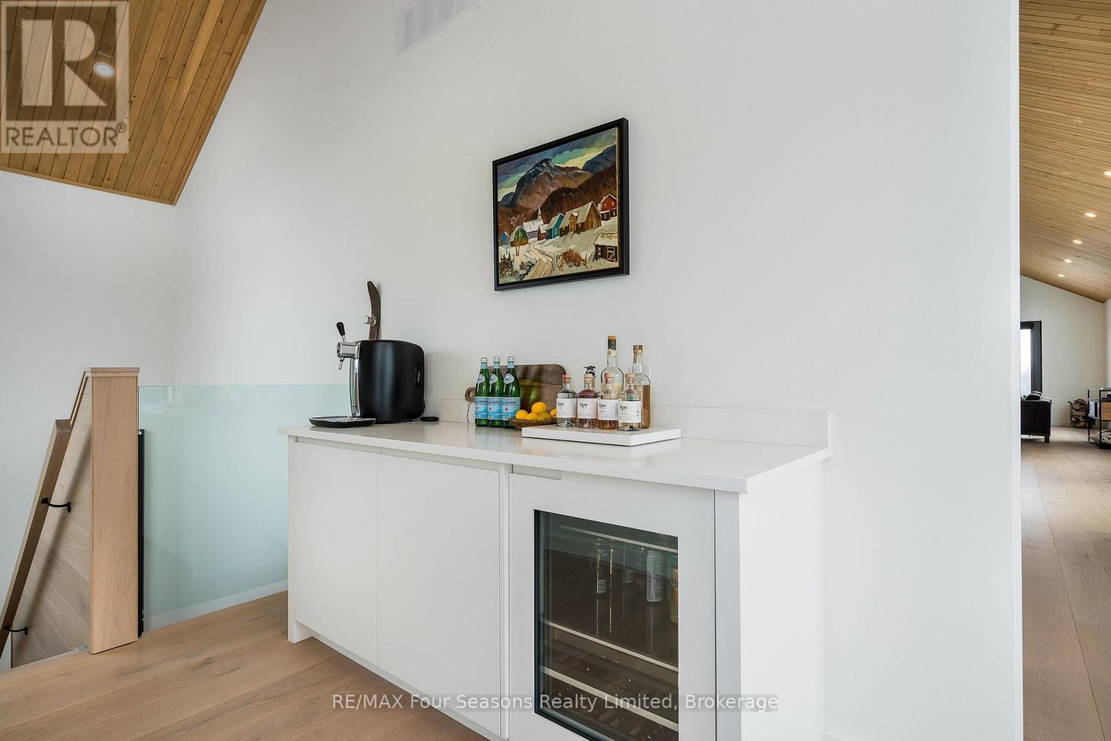 126 Courchevel Crescent, Blue Mountains, Ontario  L9Y 0Z8 - Photo 37 - X12788590