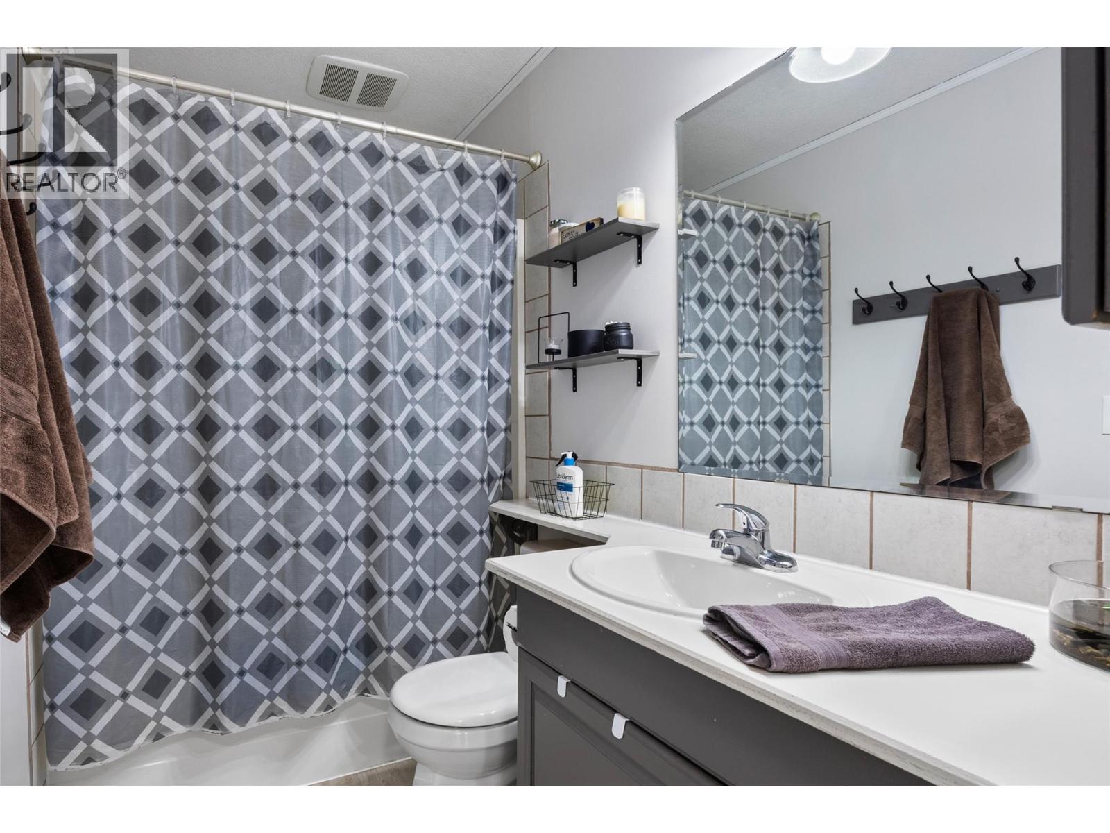 2087 Sunnycrest Avenue, Kamloops, British Columbia  V2B 4L9 - Photo 11 - 10374672