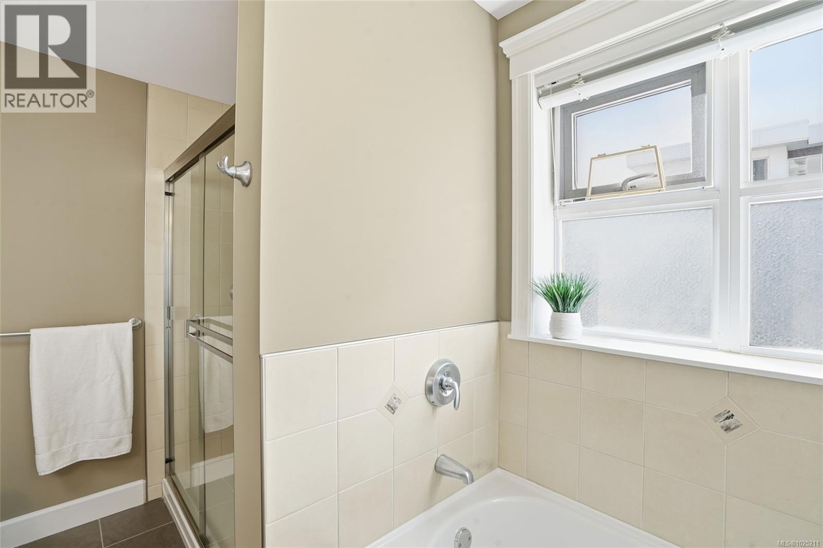 201 225 Rosehill St, Nanaimo, British Columbia  V9S 1E1 - Photo 31 - 1025211