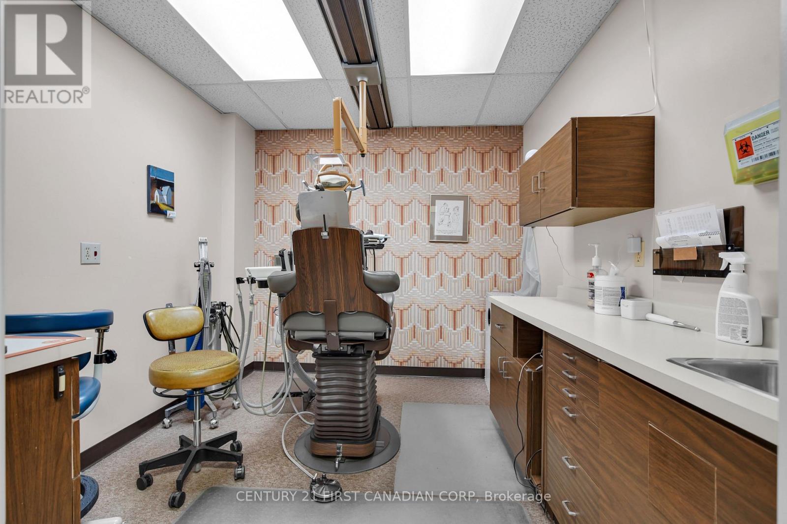 6 - 700 York Street, London East, Ontario  N5W 2S8 - Photo 3 - X12788546