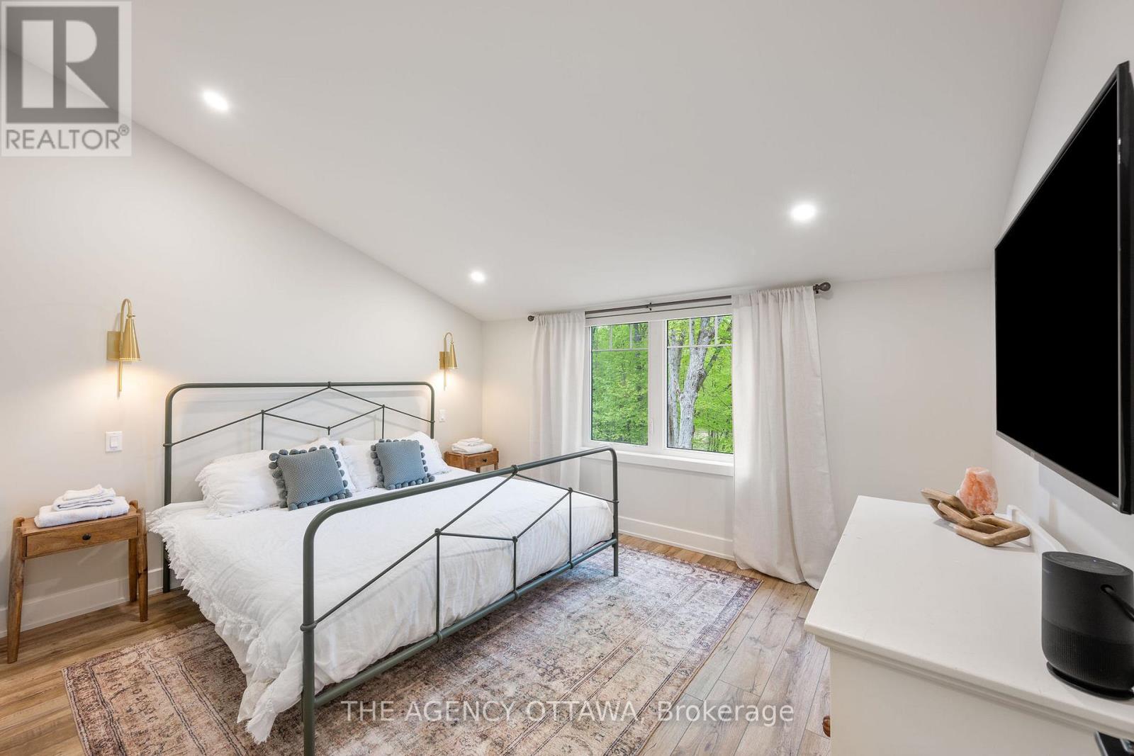 36 Crestview Drive, Greater Madawaska, Ontario  K0J 1H0 - Photo 19 - X12788536