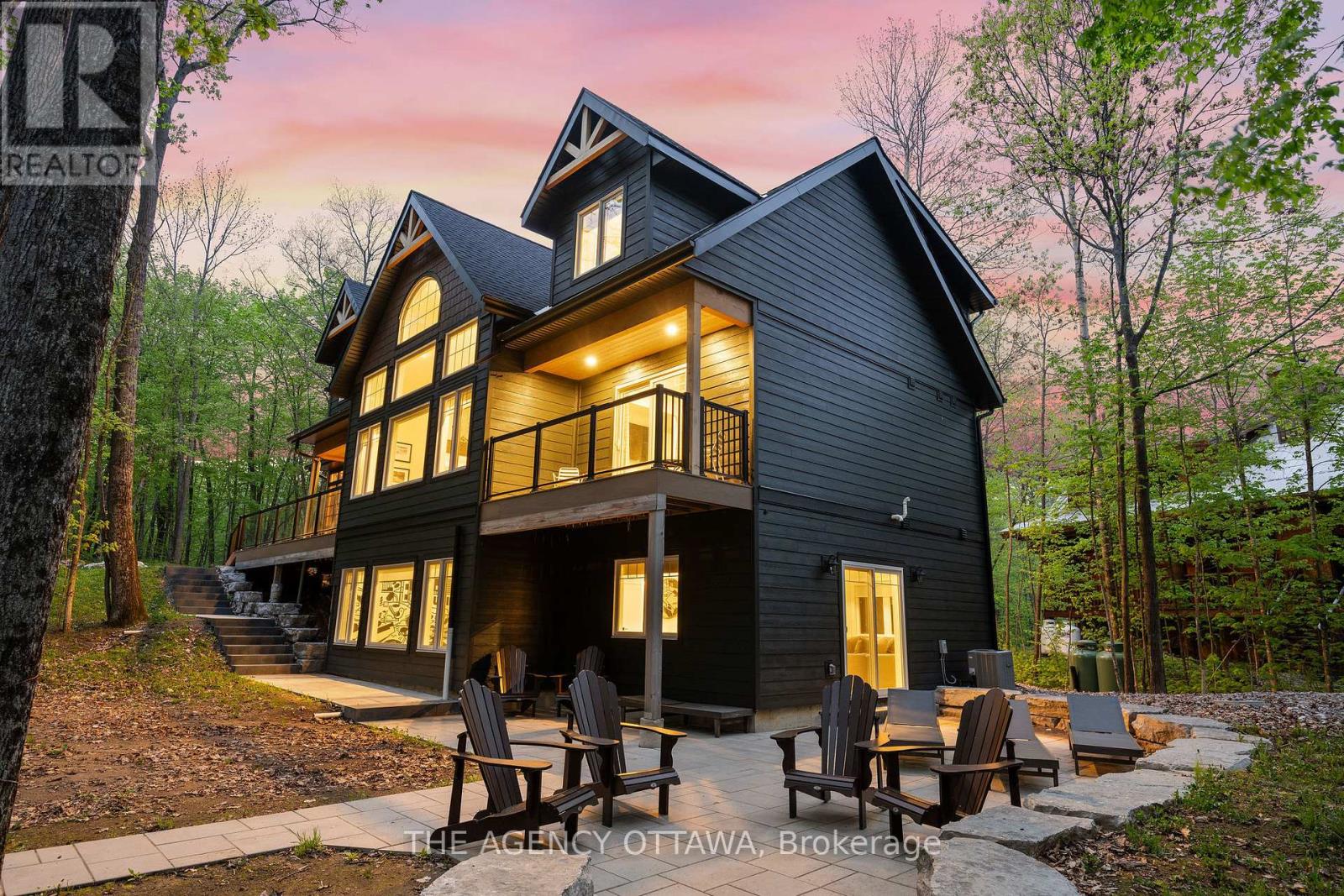 36 Crestview Drive, Greater Madawaska, Ontario  K0J 1H0 - Photo 2 - X12788536