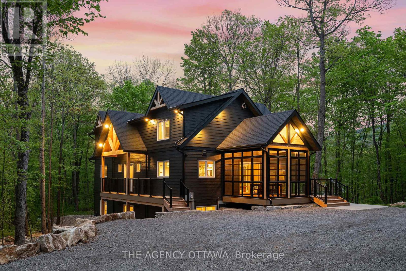 36 Crestview Drive, Greater Madawaska, Ontario  K0J 1H0 - Photo 34 - X12788536