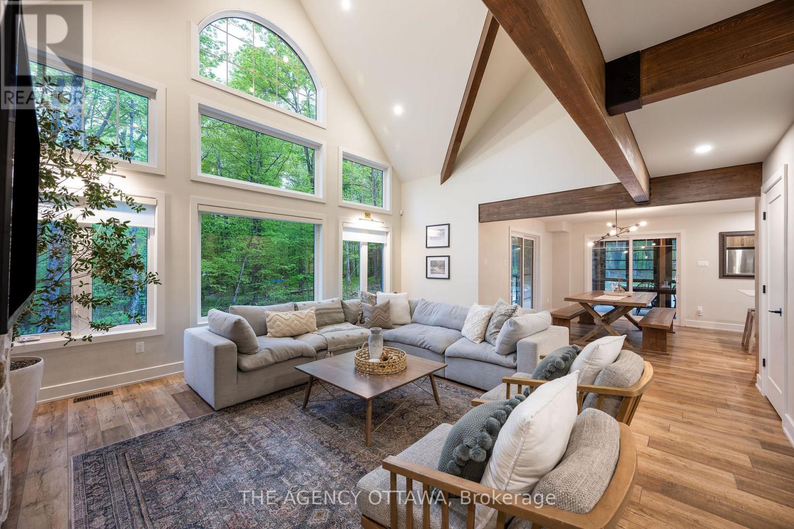 36 Crestview Drive, Greater Madawaska, Ontario  K0J 1H0 - Photo 5 - X12788536