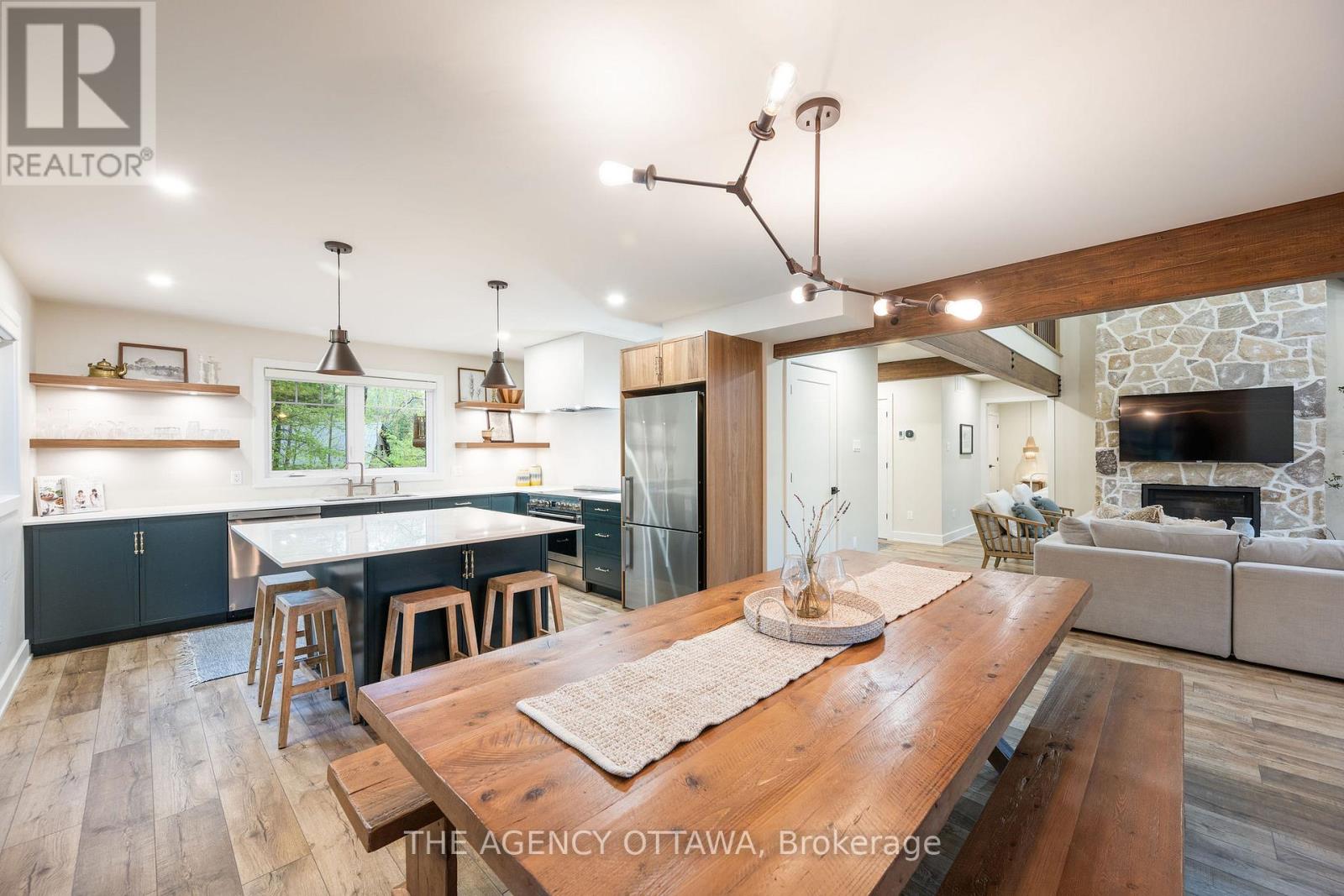 36 Crestview Drive, Greater Madawaska, Ontario  K0J 1H0 - Photo 7 - X12788536