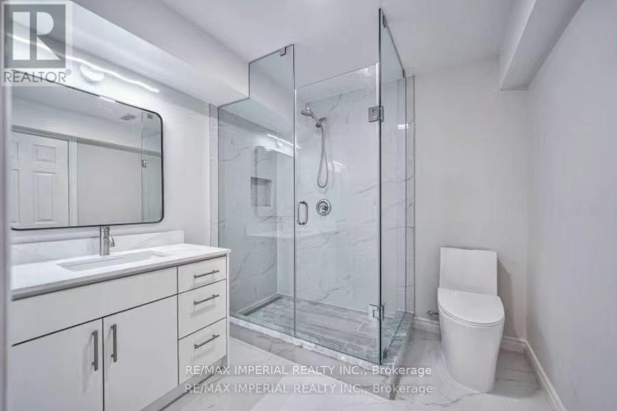 982 Wilbur Pipher Circle, Newmarket, Ontario  L3X 0B8 - Photo 46 - N12661114