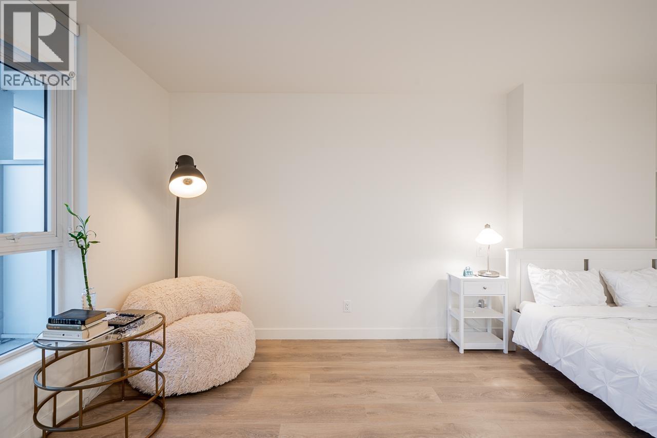 910 318 Alderson Avenue, Coquitlam, British Columbia  V3K 0J1 - Photo 13 - R3089884