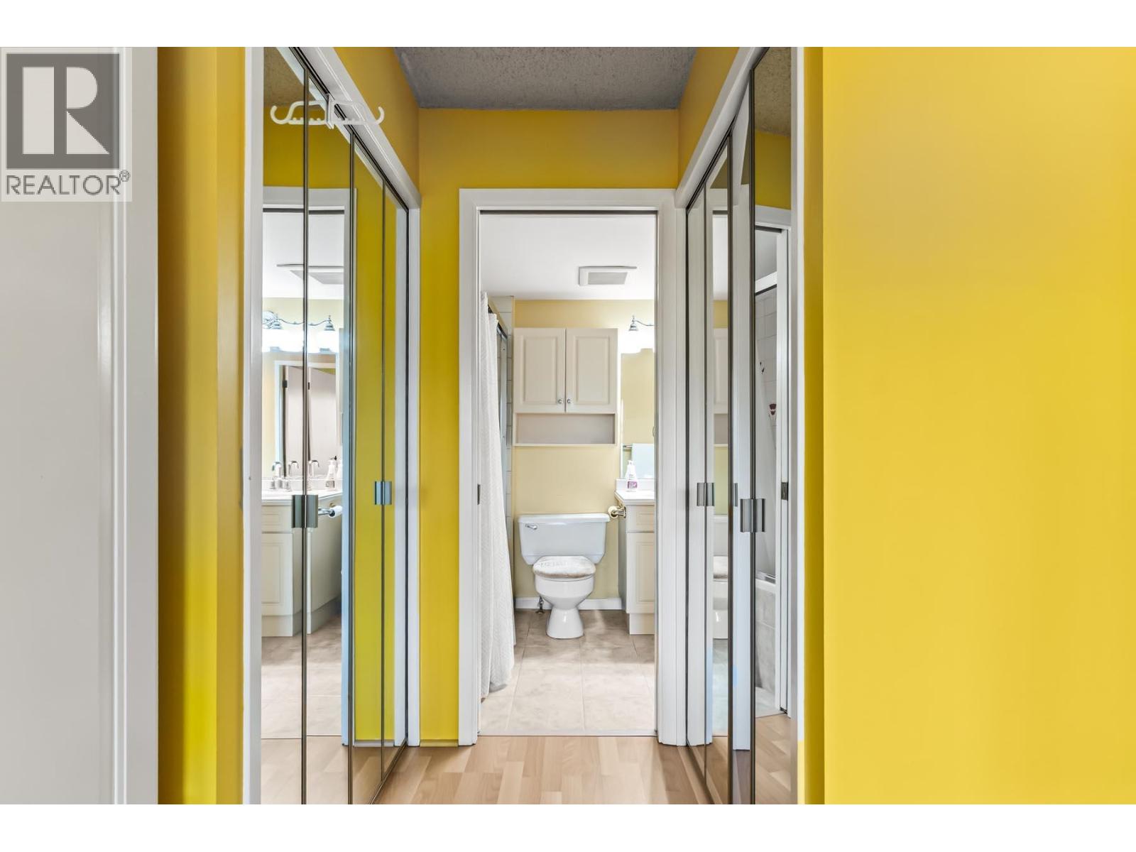 210 5 K De K Court, New Westminster, British Columbia  V3M 6B6 - Photo 16 - R3089900