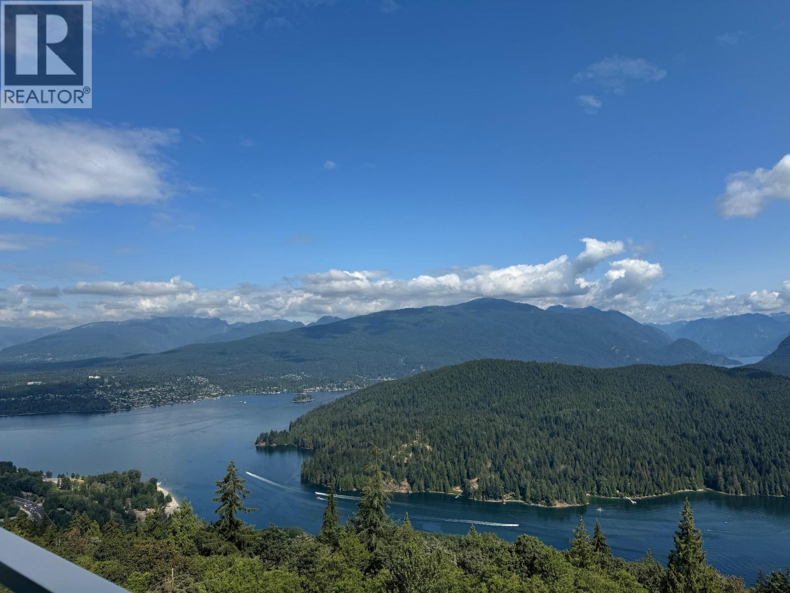 1702 9060 University Crescent, Burnaby, British Columbia  V5A 0E1 - Photo 2 - R3089902