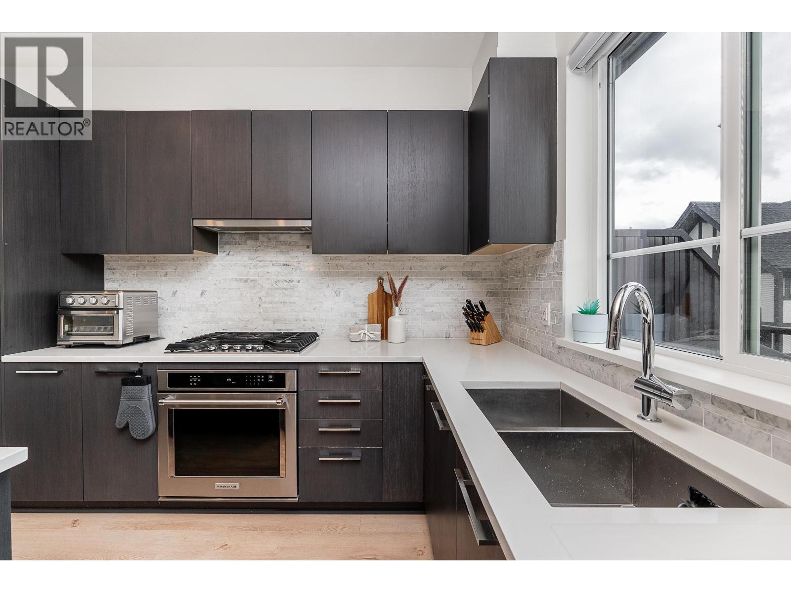 59 3500 Burke Village Promenade, Coquitlam, British Columbia  V3E 0N2 - Photo 13 - R3089904