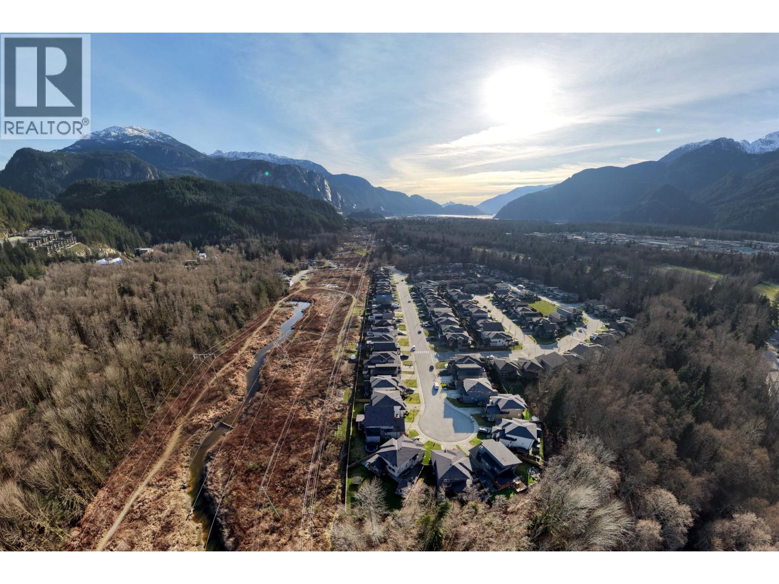 39404 Cardinal Drive, Squamish, British Columbia  V8B 1A6 - Photo 12 - R3089898