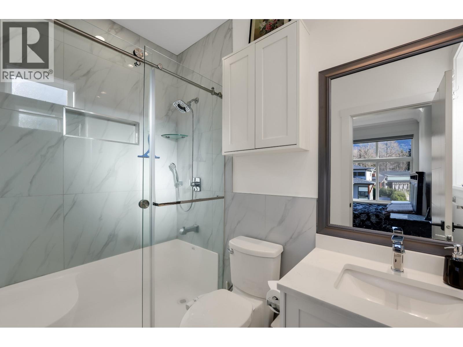 39404 Cardinal Drive, Squamish, British Columbia  V8B 1A6 - Photo 14 - R3089898