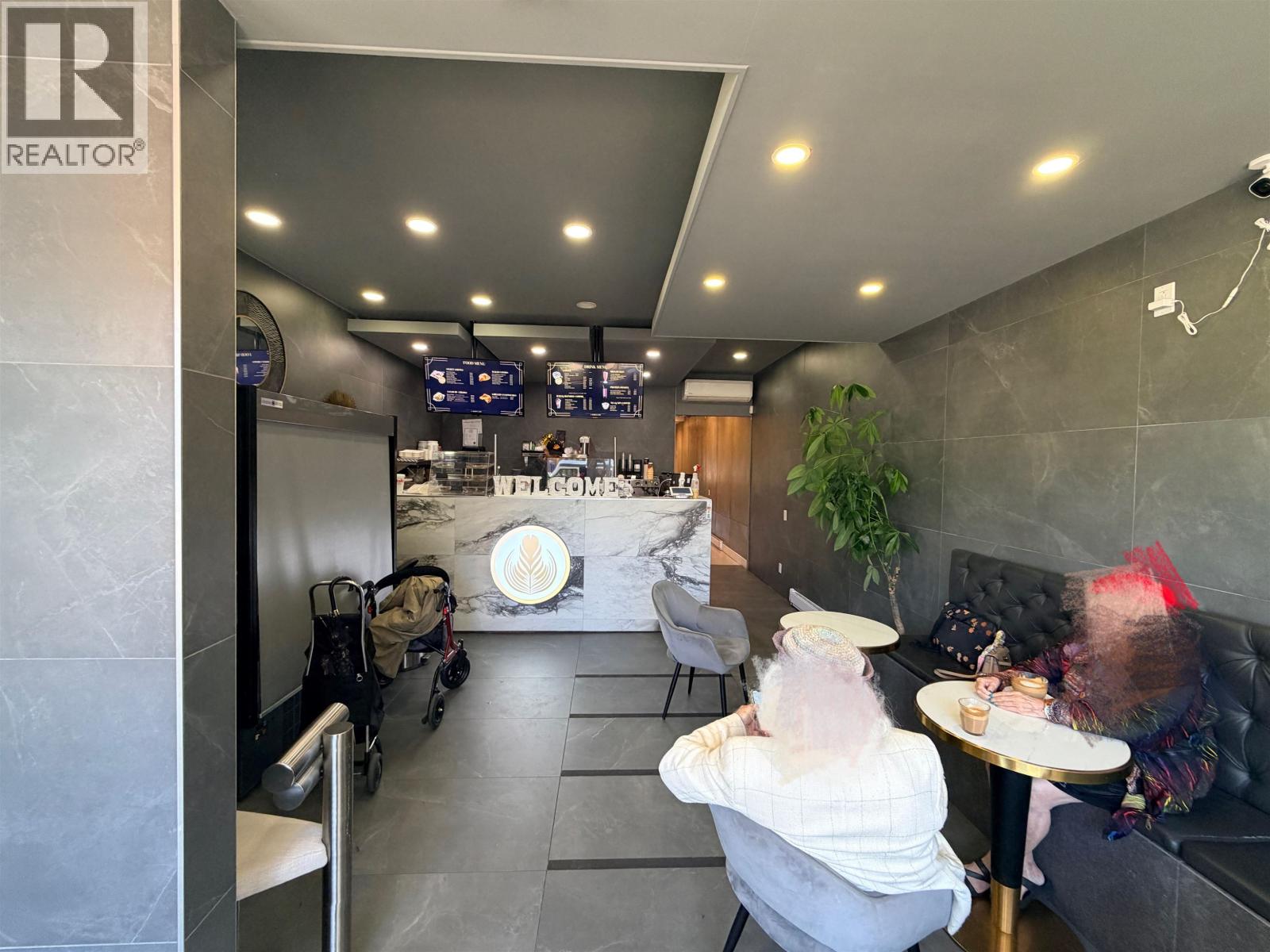 1118030 Confident, Vancouver, British Columbia  V0V 0V0 - Photo 3 - C8076199