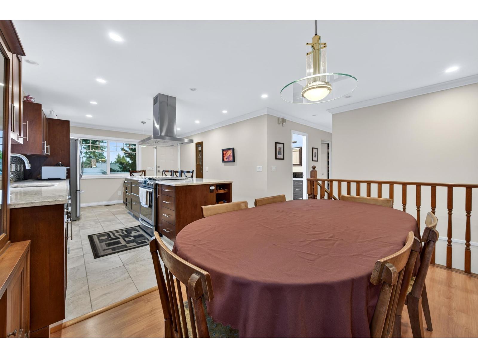 10014 156 Street, Surrey, British Columbia  V3R 4L5 - Photo 5 - R3089872