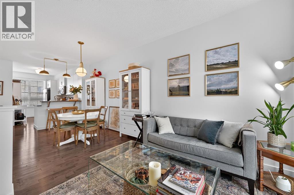 235 Ascot Circle Sw, Calgary, Alberta  T3H 0X2 - Photo 14 - A2277535