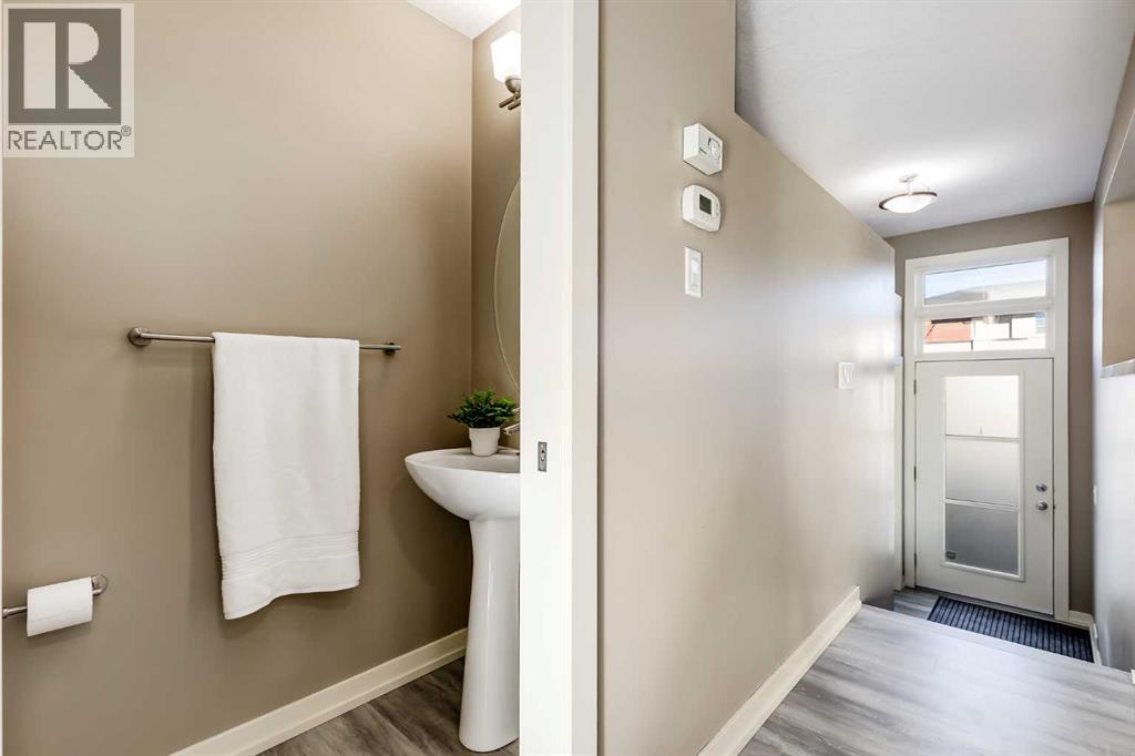 47 Aspen Hills Green Sw, Calgary, Alberta  T3H 0R7 - Photo 11 - A2283509