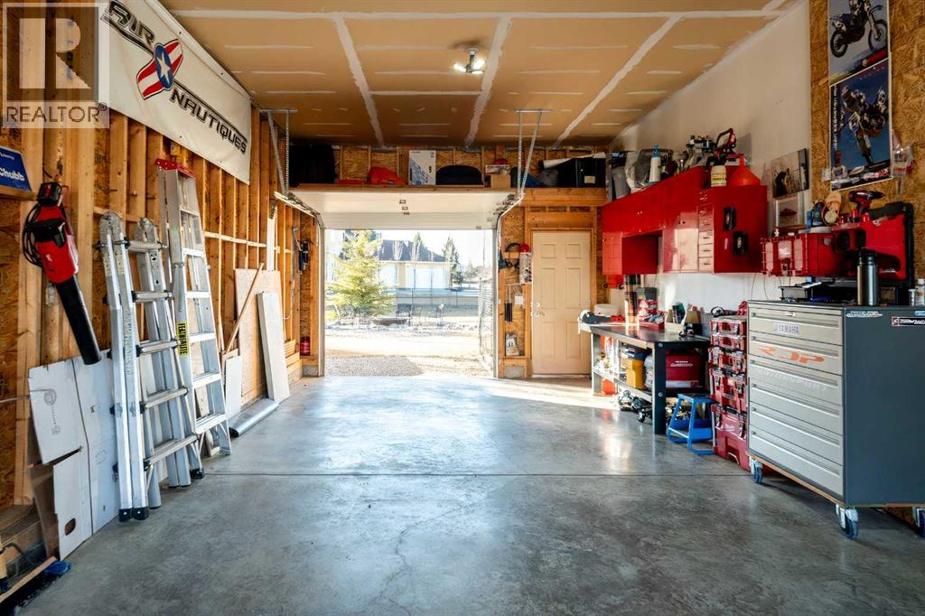 106 Montenaro Crescent, Cochrane Lake, Alberta  T4C 1A5 - Photo 24 - A2285057