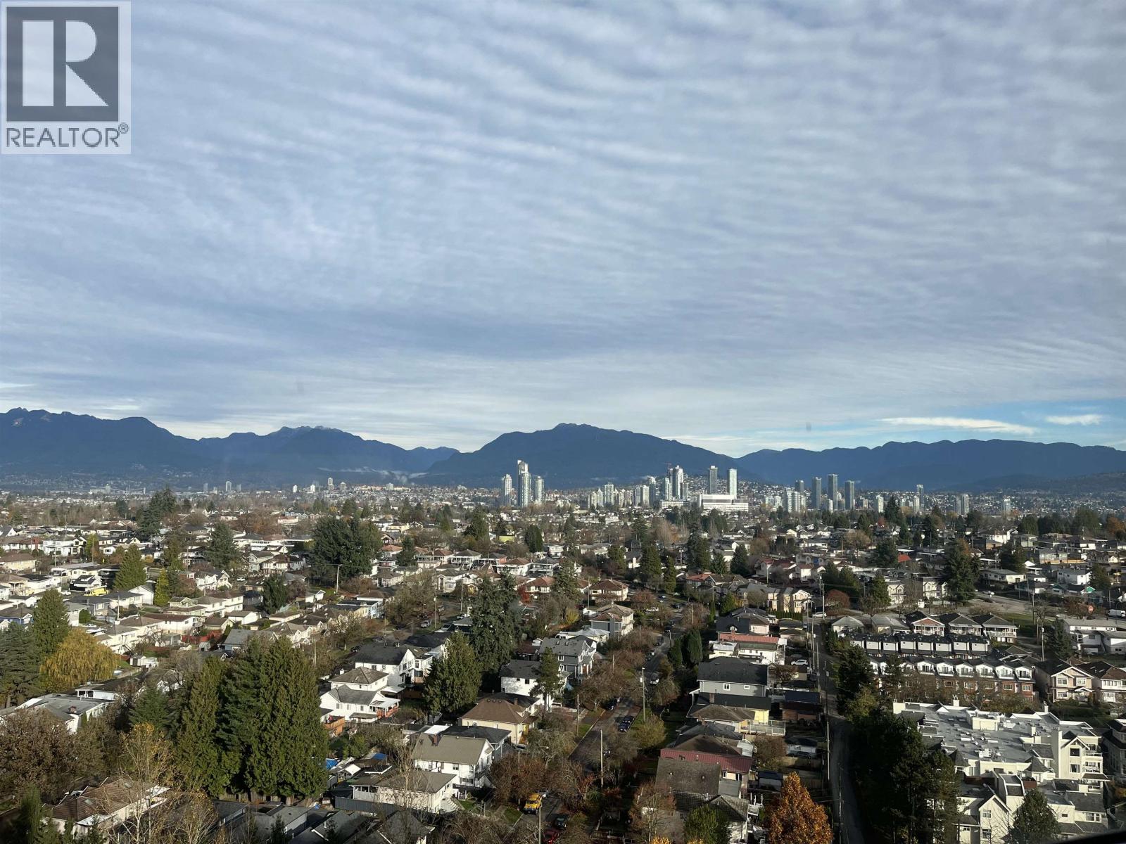 2409 3663 CROWLEY DRIVE, Vancouver, British Columbia