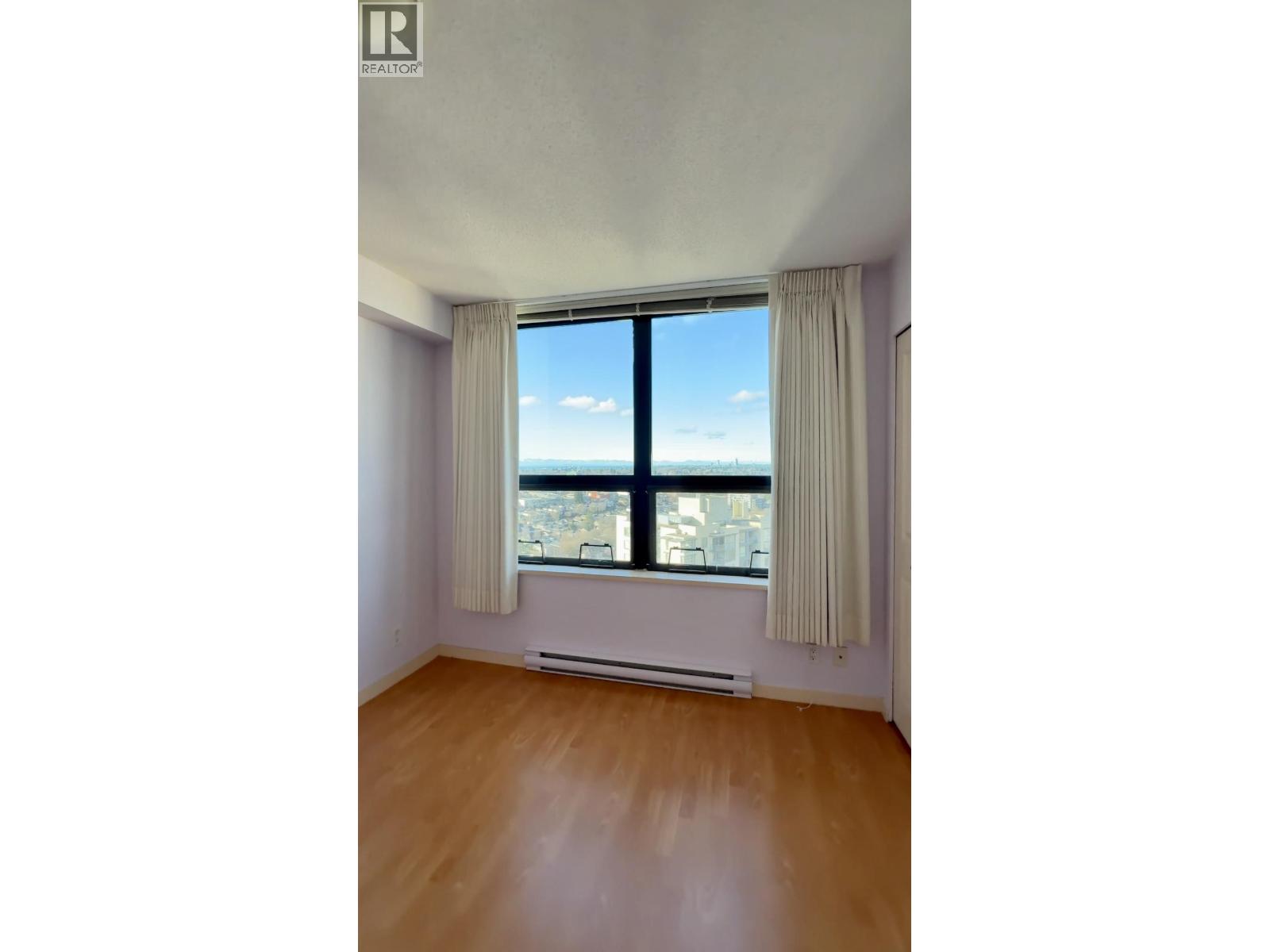 2409 3663 Crowley Drive, Vancouver, British Columbia  V5R 6H4 - Photo 9 - R3089375