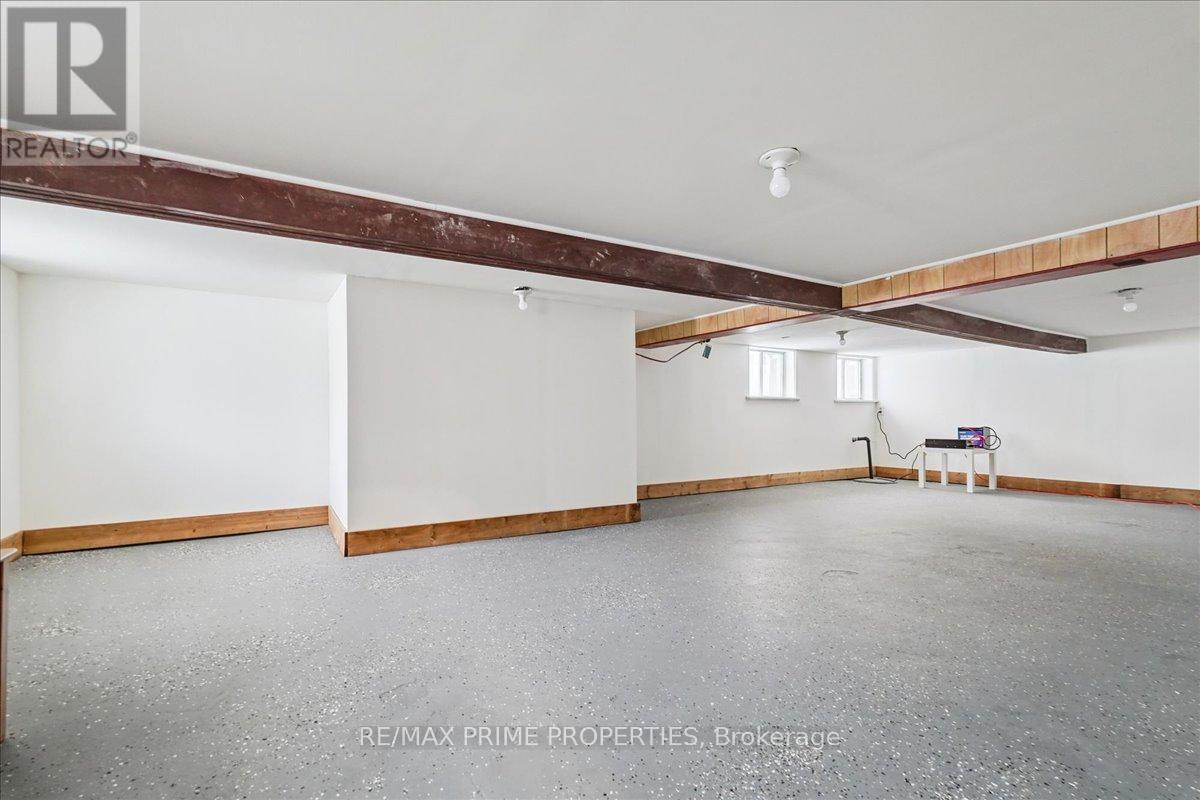 3016 Cole Road, East Gwillimbury, Ontario  L0G 1R0 - Photo 17 - N12788562