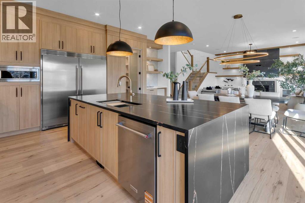 1436 Coopers Landing Sw, Airdrie, Alberta  T4B 0G6 - Photo 17 - A2261830