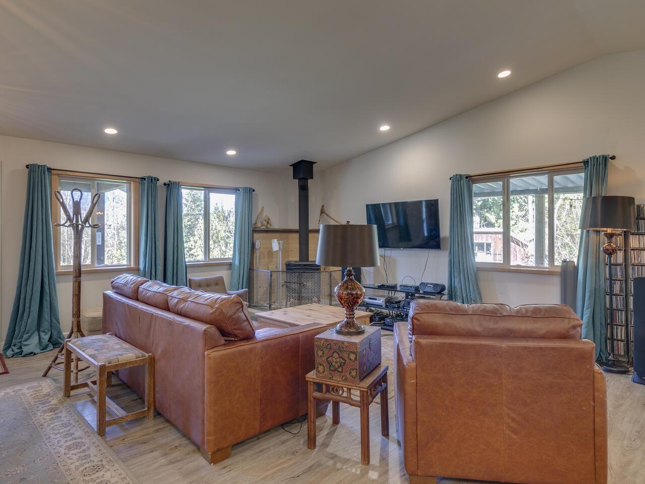 36478 Cascade Ridge Drive, Mission, British Columbia  V2V 7G9 - Photo 10 - R3089886