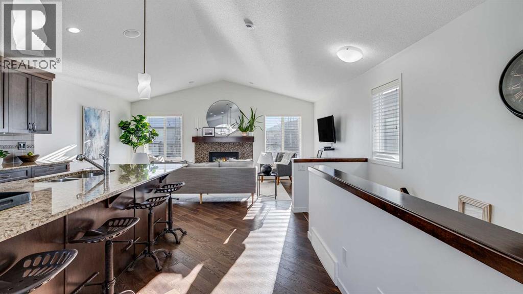 389 Cranberry Circle Se, Calgary, Alberta  T3M 0L8 - Photo 2 - A2281423