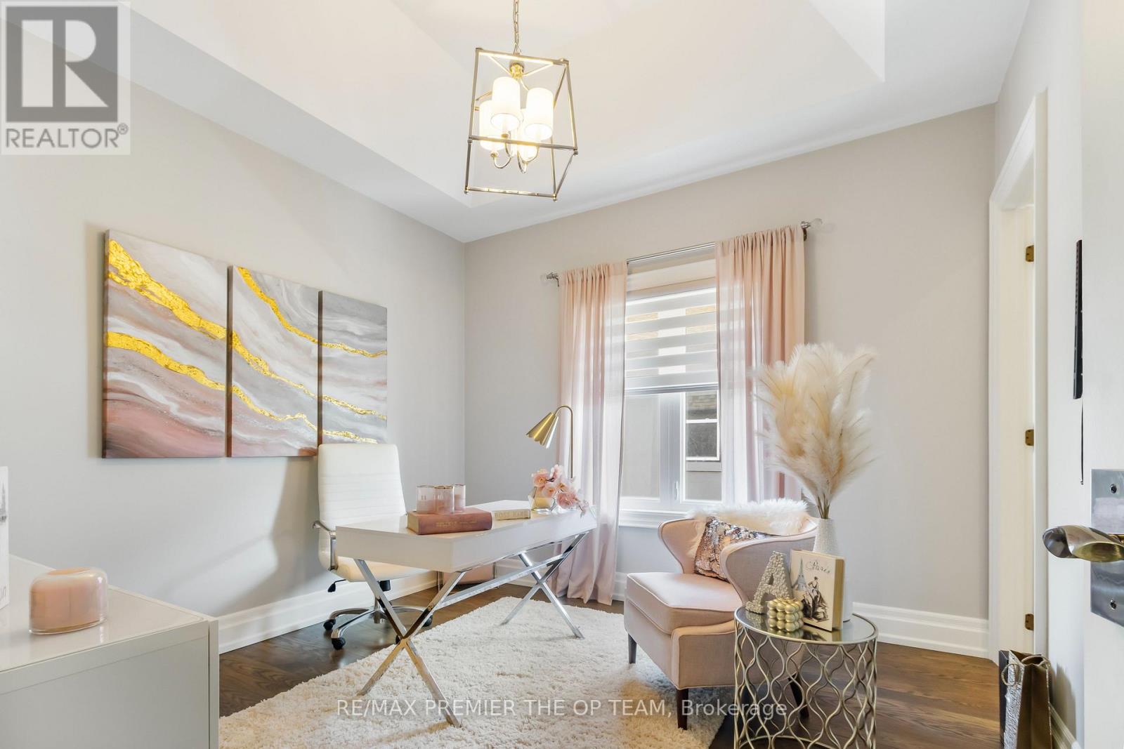 5 Storey Crescent, Toronto, Ontario  M9B 3C7 - Photo 23 - W12788534