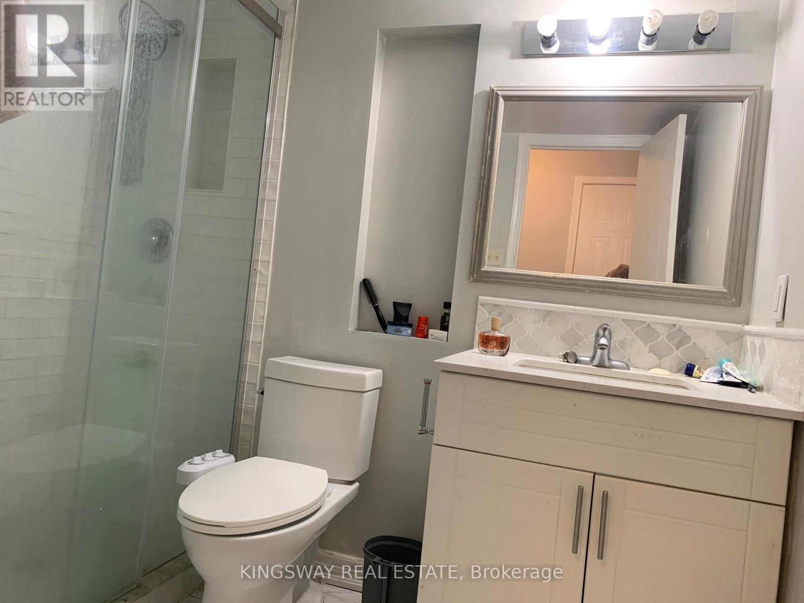 922 - 95 Trailwood Drive, Mississauga, Ontario  L4Z 3L2 - Photo 6 - W12788540