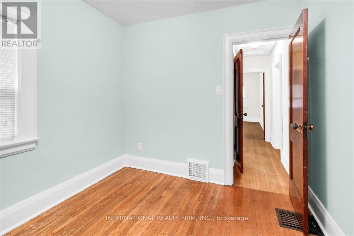 41 Branstone Road, Toronto, Ontario  M6E 4E3 - Photo 18 - W12788576