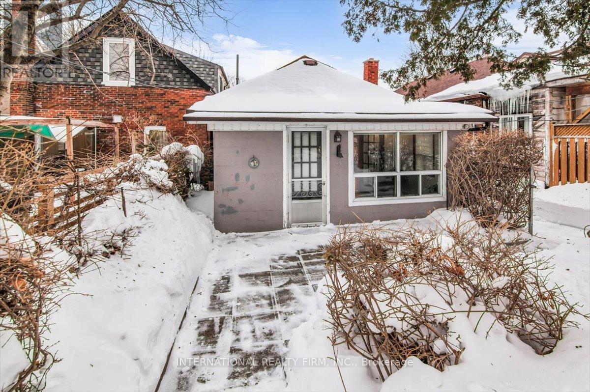 41 Branstone Road, Toronto, Ontario  M6E 4E3 - Photo 32 - W12788576