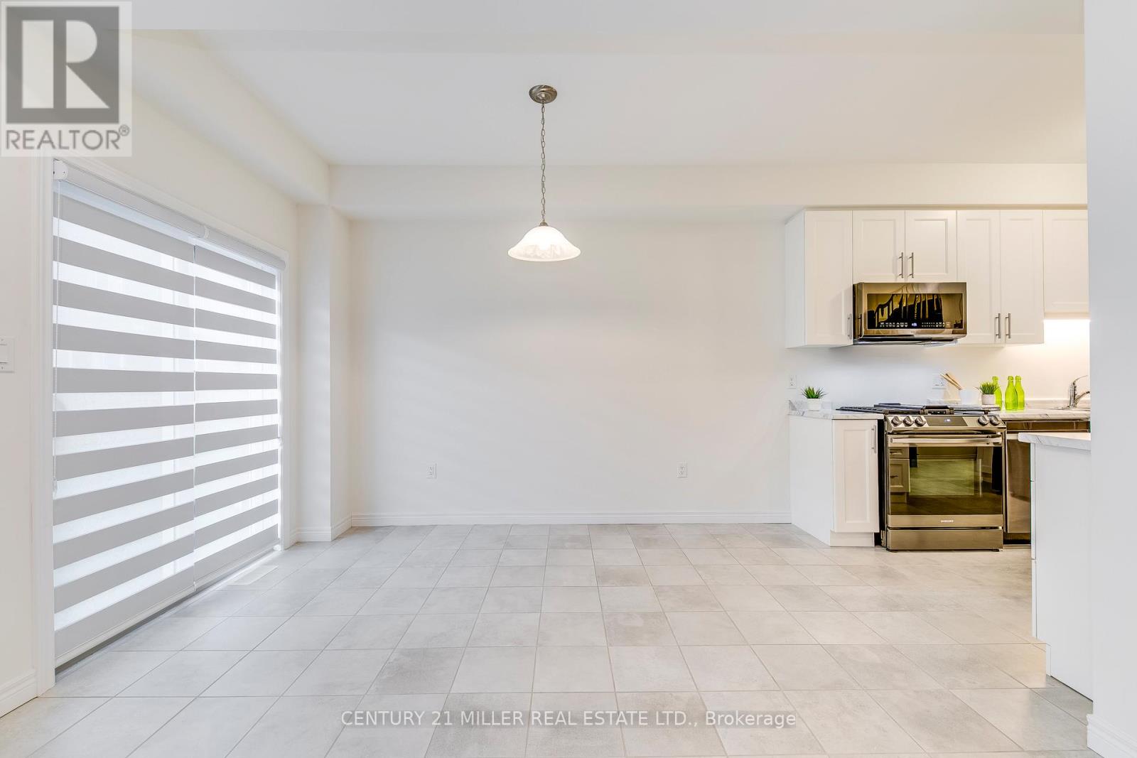 33 Beasley Grove, Hamilton, Ontario  L9K 0J9 - Photo 15 - X12788556