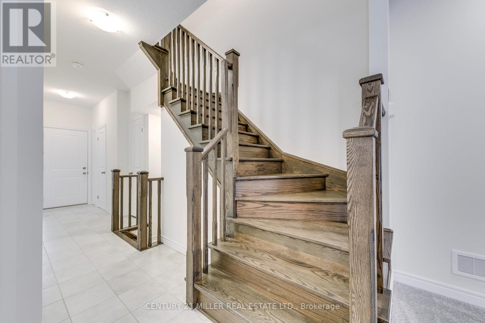 33 Beasley Grove, Hamilton, Ontario  L9K 0J9 - Photo 21 - X12788556