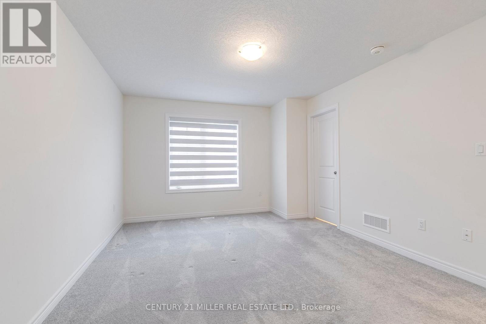 33 Beasley Grove, Hamilton, Ontario  L9K 0J9 - Photo 26 - X12788556