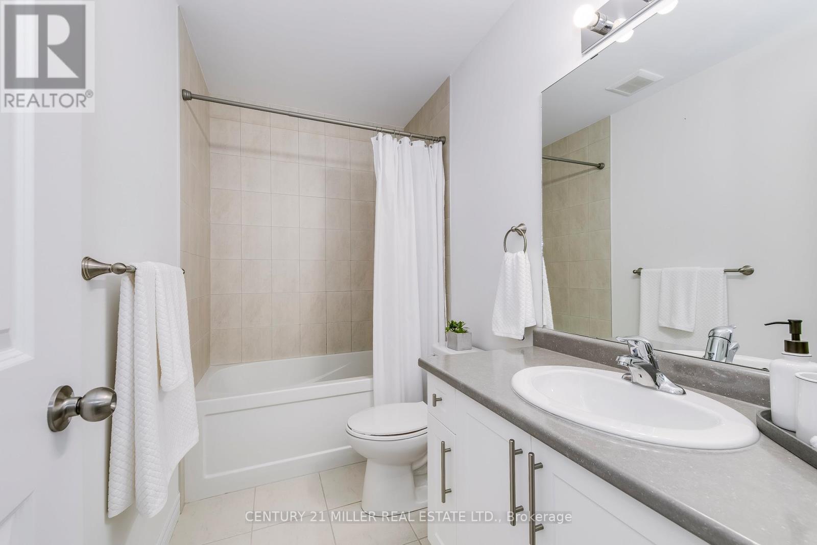 33 Beasley Grove, Hamilton, Ontario  L9K 0J9 - Photo 34 - X12788556