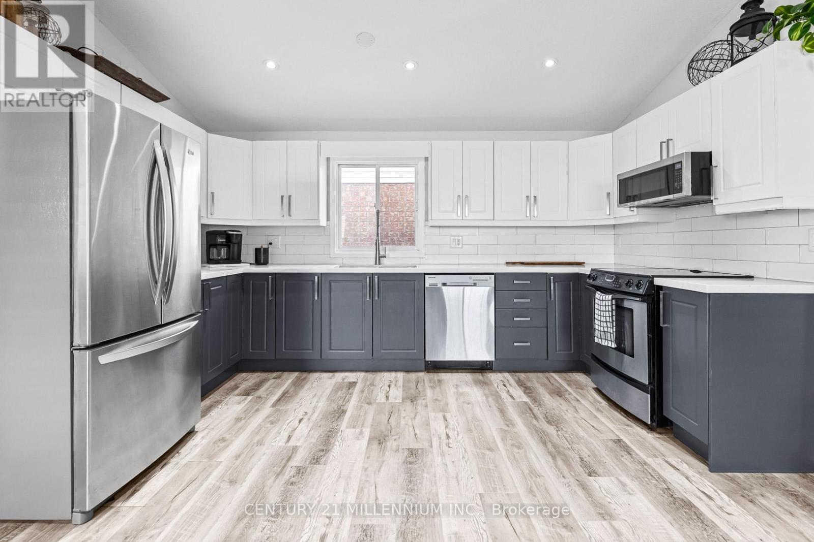 82 Orchid Crescent, Kitchener, Ontario  N2E 3N4 - Photo 9 - X12788568