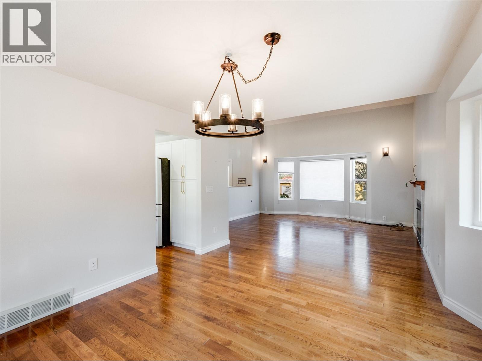 2628 6th Avenue, Castlegar, British Columbia  V1N 2W2 - Photo 28 - 10375853